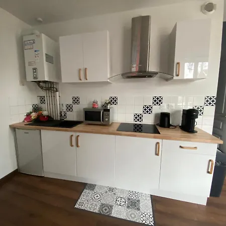 Evasion Tropicale - Studio Avec Spa, Cosy Et Renove Au Coeur De Soissons - 2 Pers Exterior foto