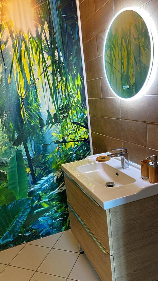 Apartment Evasion Tropicale - Avec Spa, Cosy Et Renove Au Coeur De - 2 Pers *